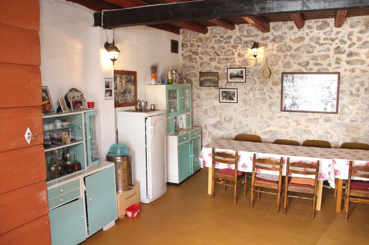 Apartmani Corleone Билице Экстерьер фото